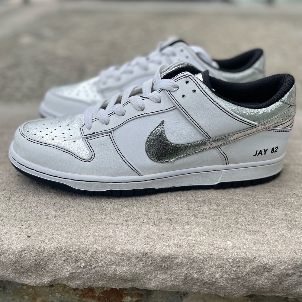 VNDS!  2010 Nike ID dunk!  White & silver!  Size 11